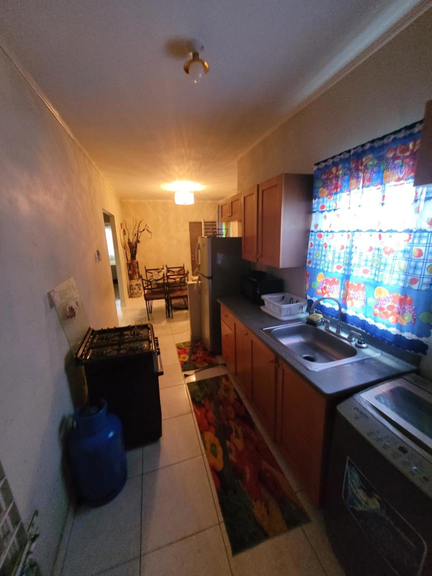 #1 Jacaranda Vacation Home Spanish Town 外观 照片